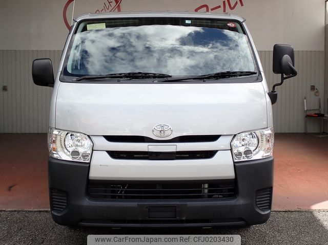 toyota hiace-van 2018 24940702 image 2