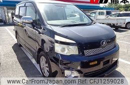 toyota voxy 2012 CFJ1259028