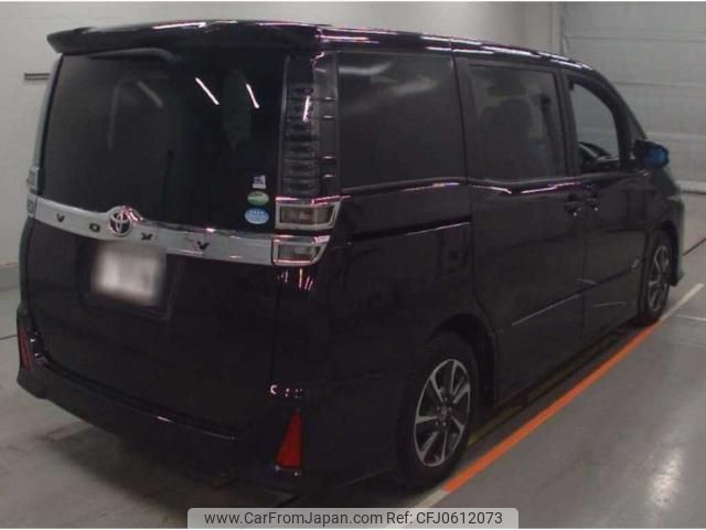 toyota voxy 2017 quick_quick_DBA-ZRR80W_0339325 image 2