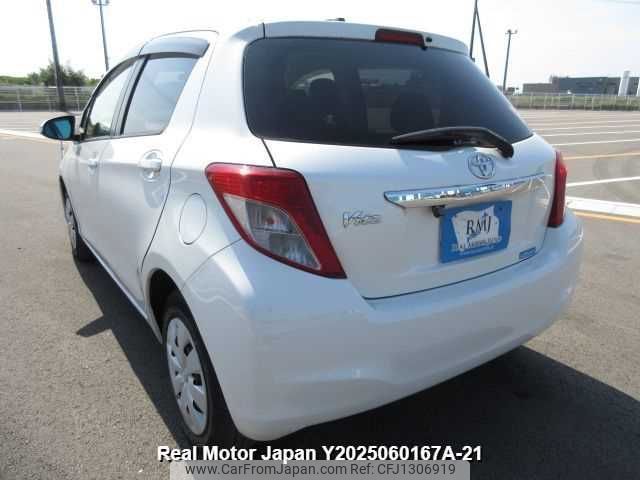 toyota vitz 2012 3282185-Y2025060167A-21 image 2