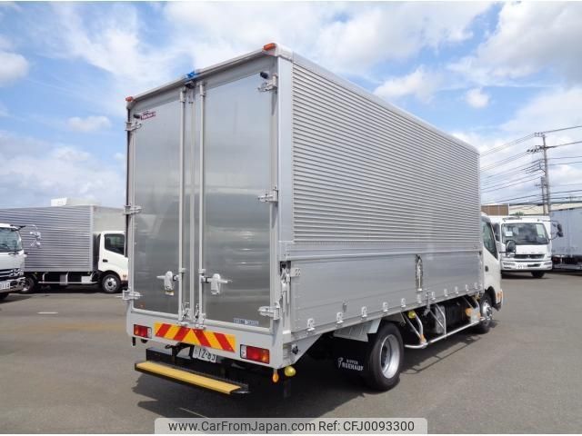 hino dutro 2023 CFJ0093300 image 2