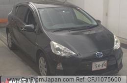 toyota aqua 2014 -TOYOTA--AQUA NHP10-6294952---TOYOTA--AQUA NHP10-6294952-