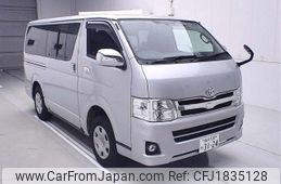 toyota hiace-van 2011 CFJ1835128