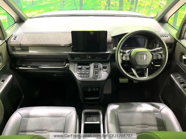honda stepwagon 2022 CFJ1798707 image 2