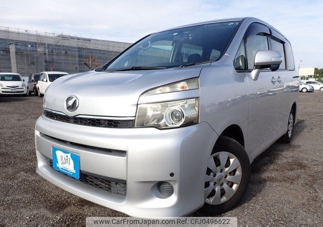 toyota voxy 2010 REALMOTOR_N2024110250F-24 image 1