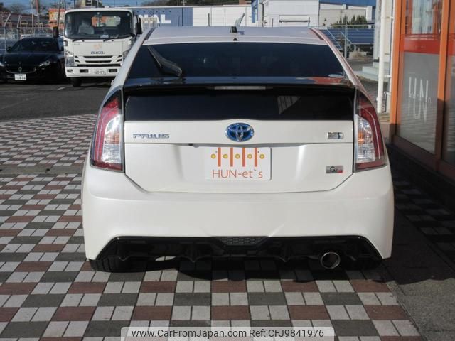 toyota prius 2015 quick_quick_ZVW30_ZVW30-5765621 image 2