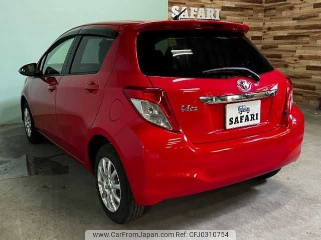 toyota vitz 2012 TE3685 image 1