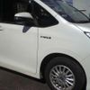 toyota noah 2015 quick_quick_DAA-ZWR80G_ZWR80-0120479 image 10