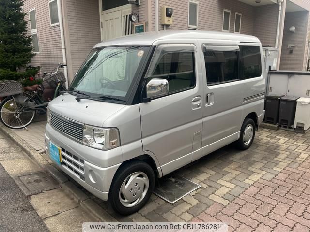 mitsubishi town-box 2002 CFJ1786281 image 1