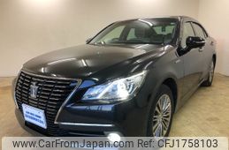 toyota crown 2015 CFJ1758103
