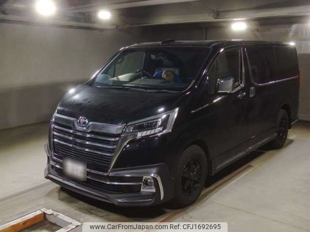 toyota granace 2022 CFJ1692695 image 1