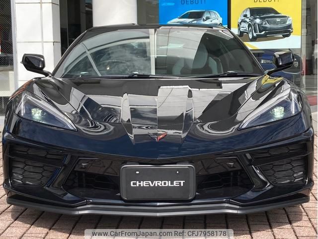 chevrolet corvette 2022 8e45d2e10f7fd24e4023504ba68498e0 image 2