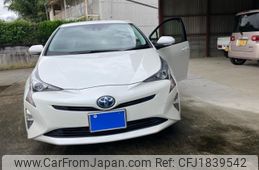 toyota prius 2018 CFJ1839542