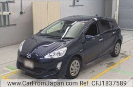 toyota aqua 2016 CFJ1837589