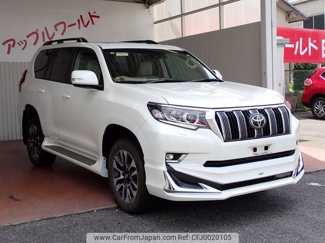 toyota land-cruiser-prado 2020 24411321 image 1