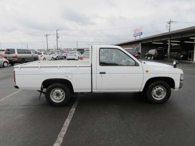 nissan datsun-pickup 1995 504769-217117 image 1