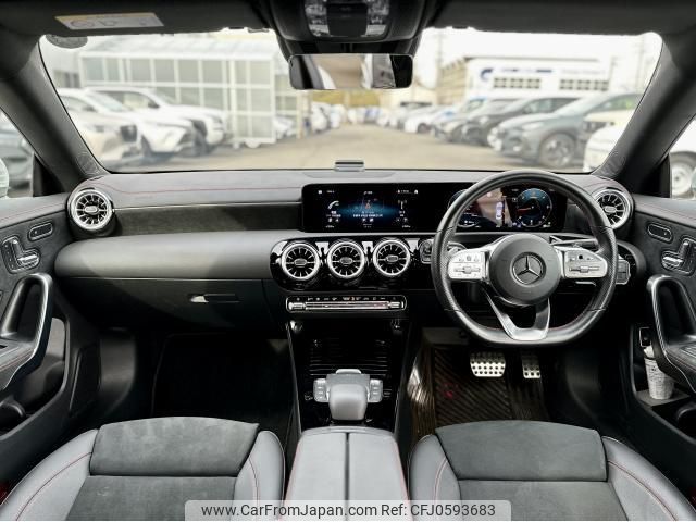 mercedes-benz cla-class 2023 quick_quick_3DA-118312M_W1K1183122N341768 image 2