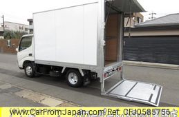 toyota dyna-truck 2001 GOO_NET_EXCHANGE_0200468A30241212W001