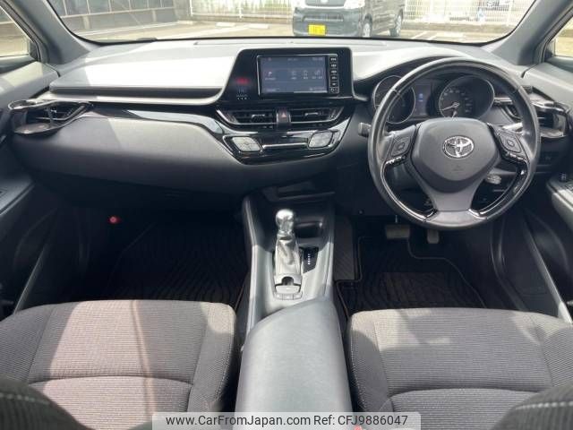 toyota c-hr 2017 -TOYOTA--C-HR DAA-ZYX10--ZYX10-2065916---TOYOTA--C-HR DAA-ZYX10--ZYX10-2065916- image 2