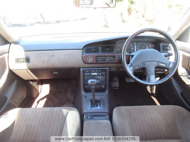 nissan laurel 1990 FUJI_CAR_43000056 image 2