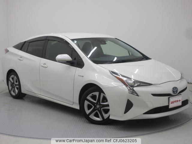 toyota prius 2016 quick_quick_DAA-ZVW50_ZVW50-6039750 image 1