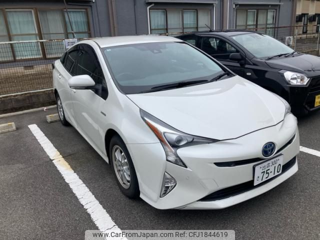 toyota prius 2018 CFJ1844619 image 2