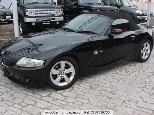 bmw z4 2004 -BMW--BMW Z4 BT22--0LR01378---BMW--BMW Z4 BT22--0LR01378- image 1