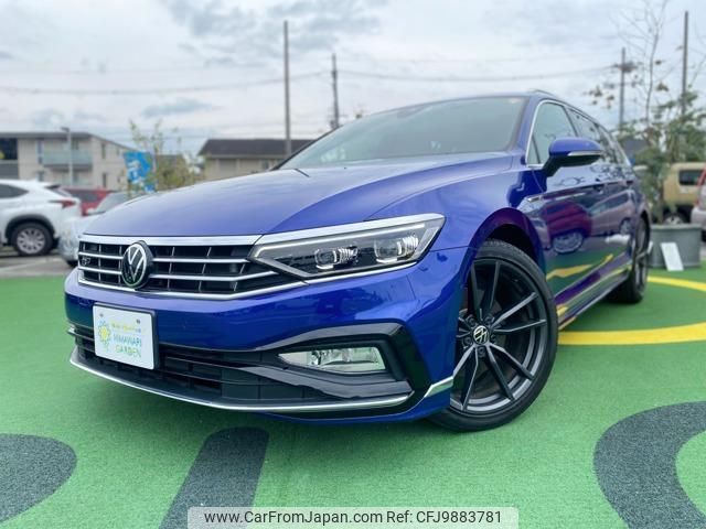 volkswagen passat-variant 2021 quick_quick_3DA-3CDFH_WVWZZZ3CZME087692 image 1