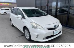 toyota prius-α 2014 -TOYOTA--Prius α DAA-ZVW40W--ZVW40-0008046---TOYOTA--Prius α DAA-ZVW40W--ZVW40-0008046-