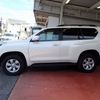 toyota land-cruiser-prado 2019 24412507 image 4