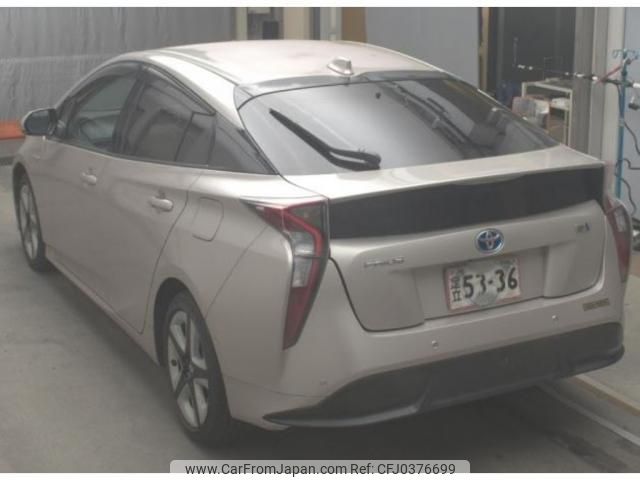 toyota prius 2017 quick_quick_DAA-ZVW51_8034845 image 2