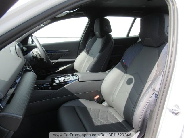 bmw 5-series 2024 CFJ1629246 image 2
