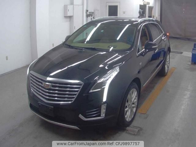 cadillac xt5-crossover 2018 quick_quick_ABA-C1UL_1GYFN9RS7JZ229514 image 1