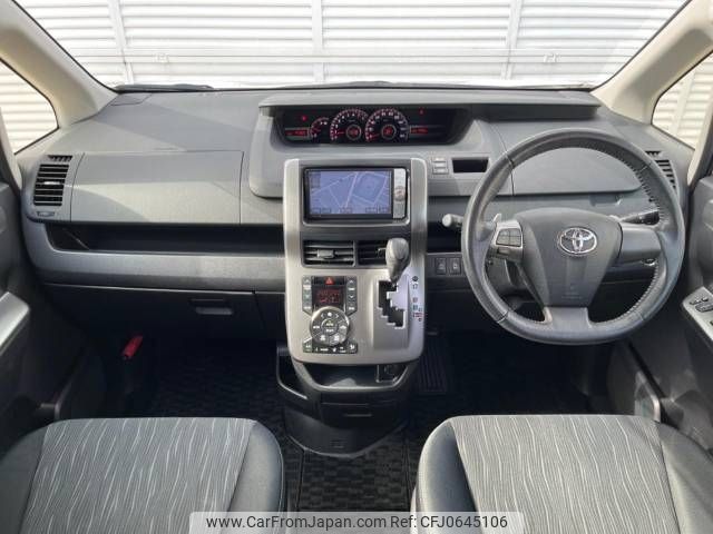 toyota voxy 2012 -TOYOTA--Voxy DBA-ZRR70W--ZRR70-0469856---TOYOTA--Voxy DBA-ZRR70W--ZRR70-0469856- image 2