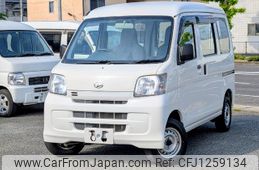 daihatsu hijet-van 2015 CFJ1259134
