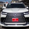 lexus lx 2023 25522415 image 8