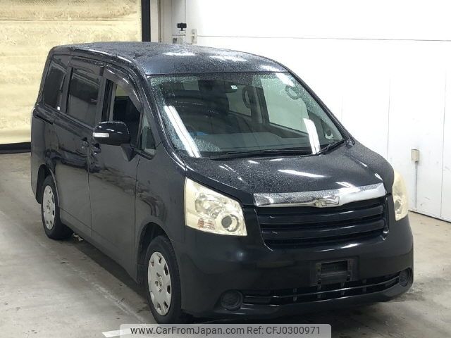 toyota noah 2007 NIKYO_JS30708 image 1