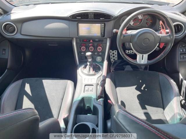 toyota 86 2016 -TOYOTA--86 DBA-ZN6--ZN6-061385---TOYOTA--86 DBA-ZN6--ZN6-061385- image 2