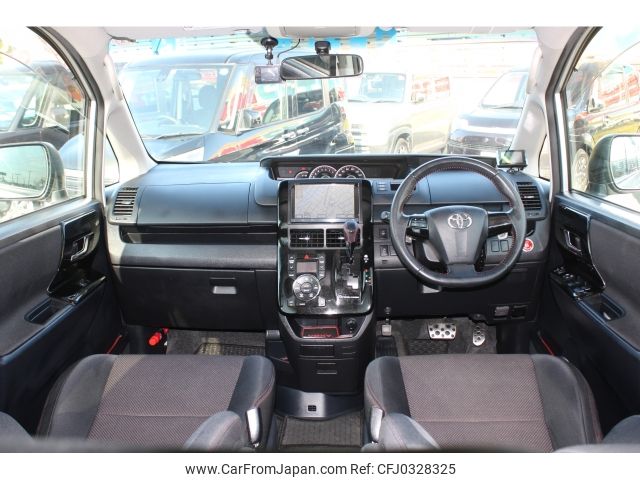 toyota voxy 2013 -TOYOTA--Voxy DBA-ZRR70W--ZRR70-0588592---TOYOTA--Voxy DBA-ZRR70W--ZRR70-0588592- image 2