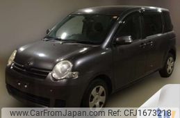 toyota sienta 2010 CFJ1673218