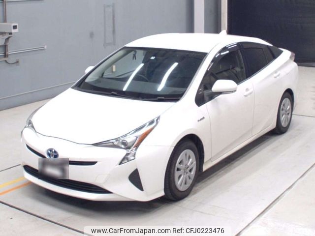 toyota prius 2017 -TOYOTA--Prius ZVW50-8069957---TOYOTA--Prius ZVW50-8069957- image 1