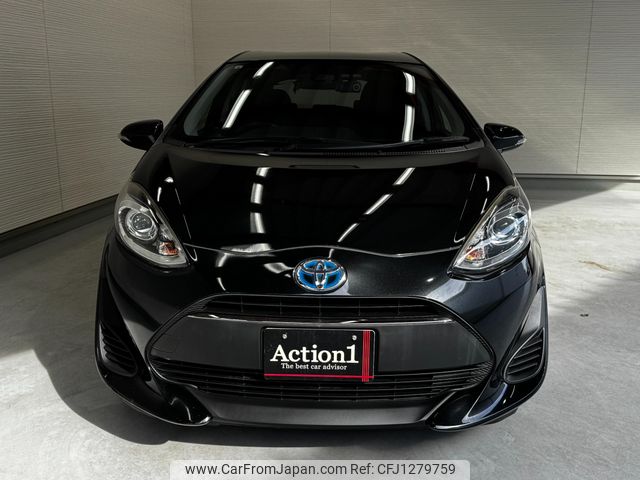 toyota aqua 2017 97 image 2