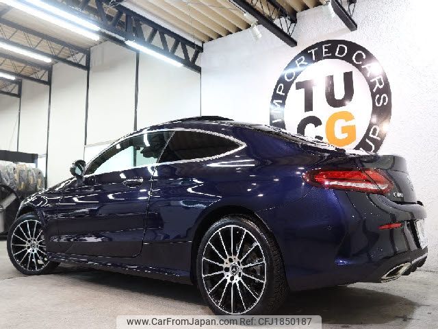 mercedes-benz c-class 2019 CFJ1850187 image 2