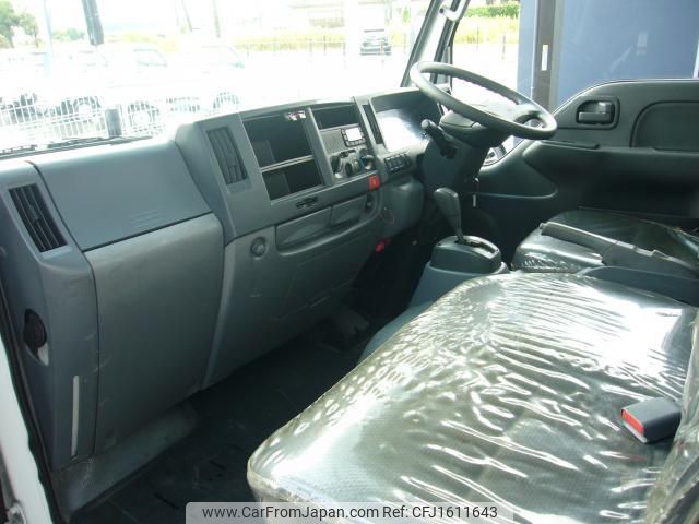 isuzu elf-truck 2018 CFJ1611643 image 2