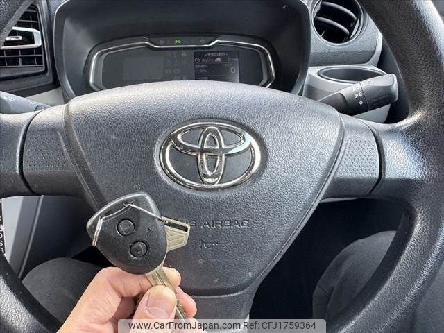 toyota pixis-epoch 2018 CFJ1759364 image 2