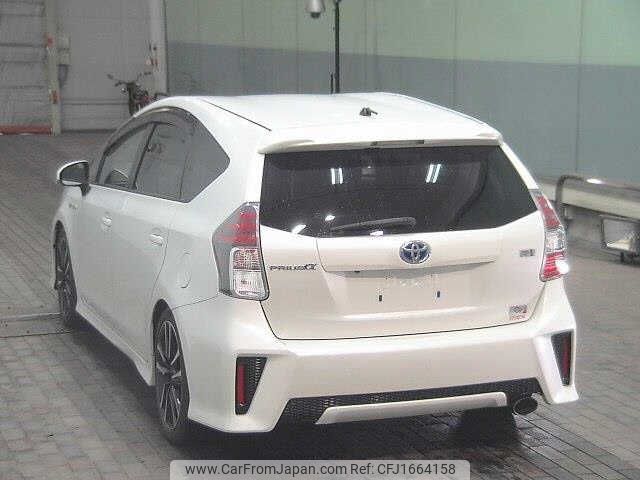 toyota prius-α 2015 CFJ1664158 image 2