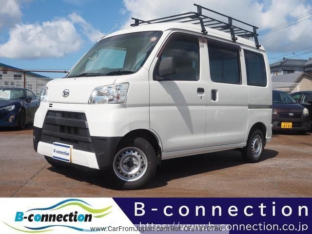 daihatsu hijet-cargo 2017 CFJ1810786 image 1