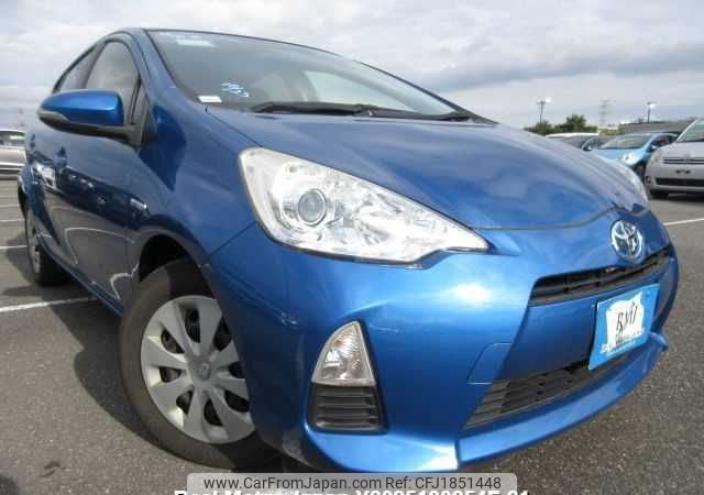 toyota aqua 2012 CFJ1851448 image 1