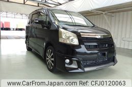 toyota noah 2007 ENHANCEAUTO_1_ea286842