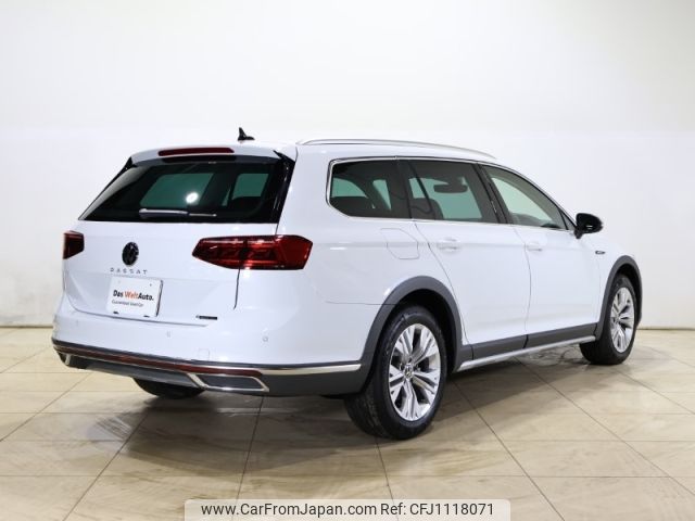 volkswagen passat 2024 -VOLKSWAGEN--VW Pssat Alltrack 3DA-3CDFH--WVWZZZ3C7RE030***---VOLKSWAGEN--VW Pssat Alltrack 3DA-3CDFH--WVWZZZ3C7RE030***- image 2